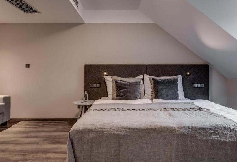 חדר משפחתי, Wellness Hotel Volarik