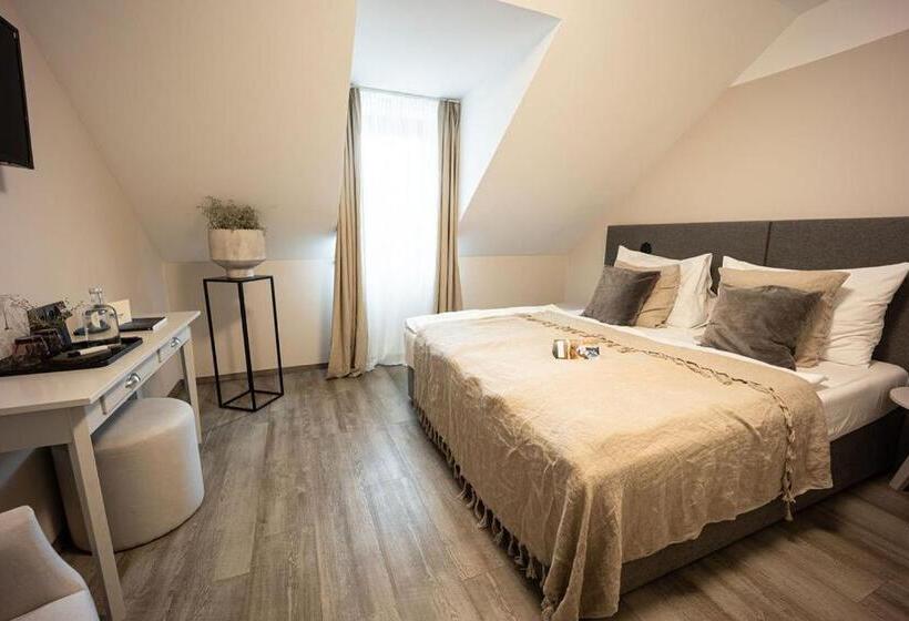 חדר משפחתי, Wellness Hotel Volarik