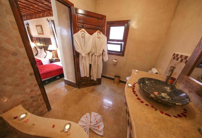 سوییت جونیور, Riad Africa