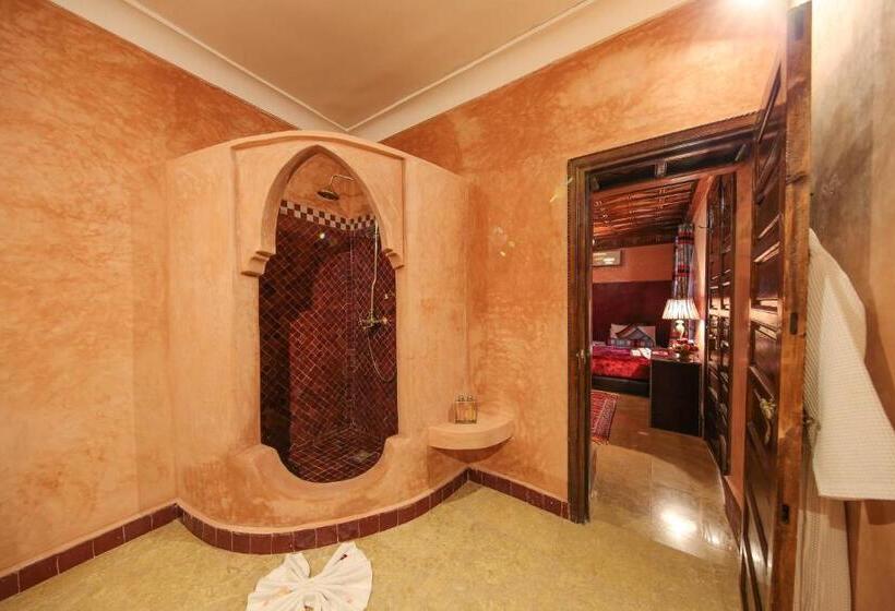 سوییت جونیور, Riad Africa
