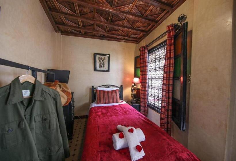 اتاق اکونومی یک تخته, Riad Africa