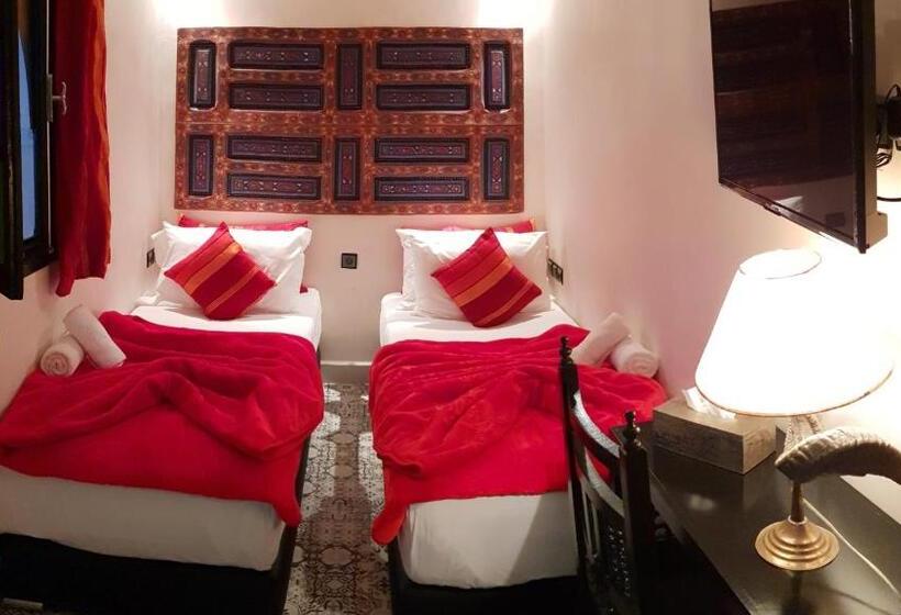 خانه 1 خوابه, Riad Africa