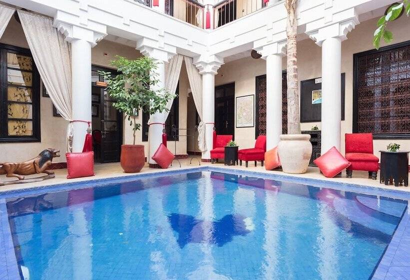 اتاق سوپریور, Riad Africa