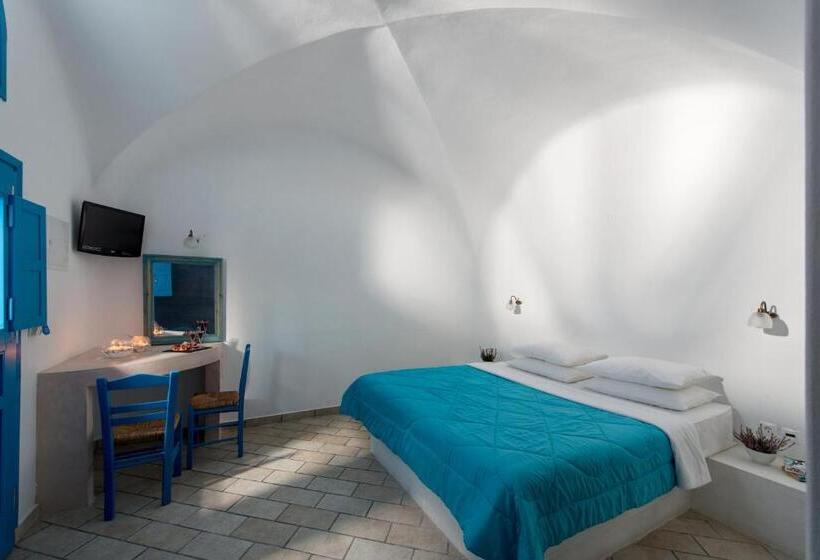 استودیو استاندارد با چشمانداز استخر, Seaside By Manos