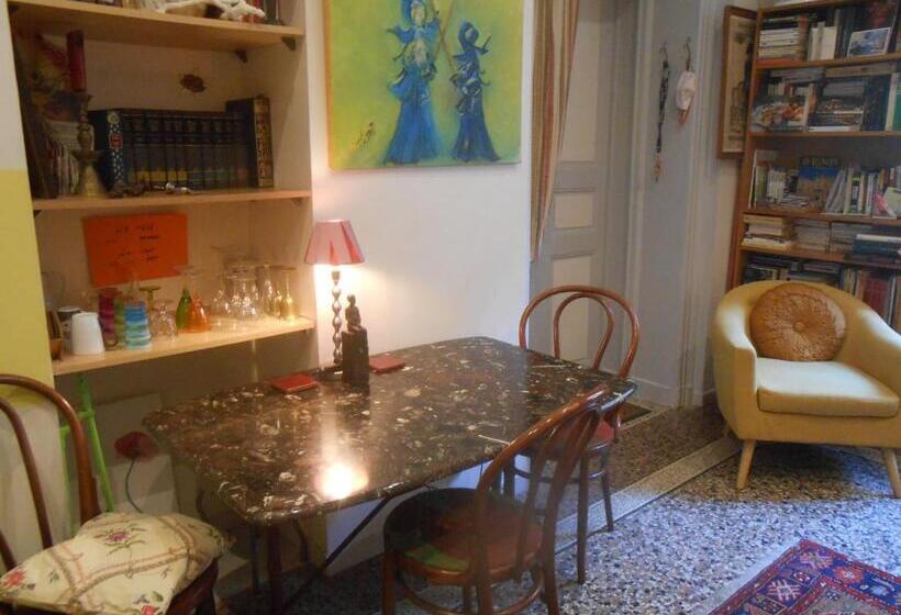 סוויטת קומפורט, Cocooning Avignon