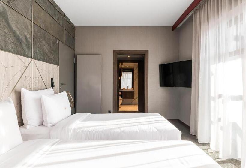 سوییت جونیور, Nosalowy Park Hotel & Spa