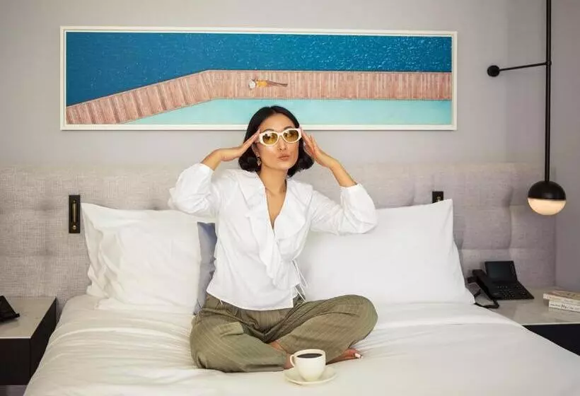 اتاق لوکس با تخت بزرگ, Th8 Palm Dubai Beach Resort Vignette Collection, An Ihg