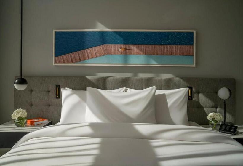 اتاق لوکس, Th8 Palm Dubai Beach Resort Vignette Collection, An Ihg