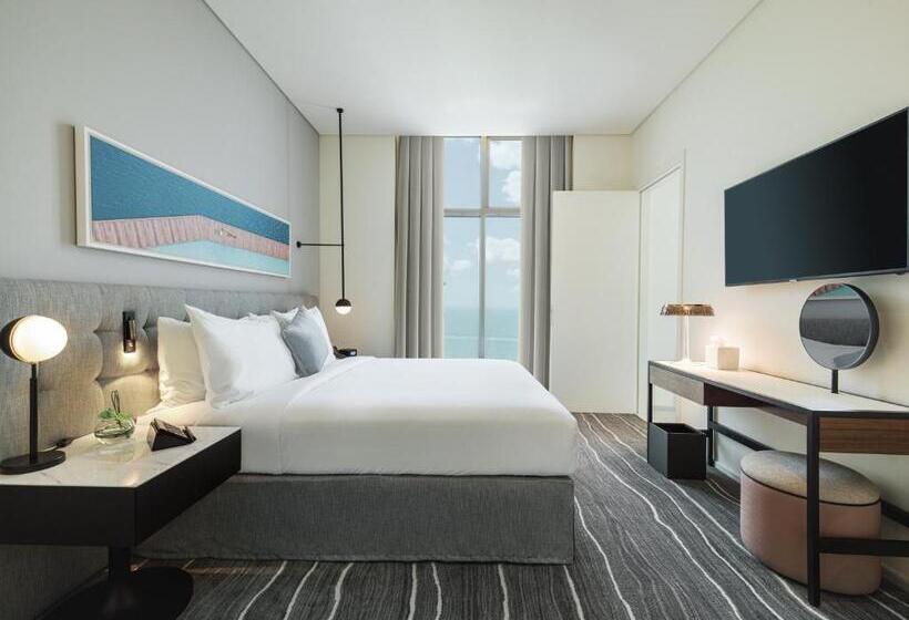 اتاق لوکس با تخت بزرگ, Th8 Palm Dubai Beach Resort Vignette Collection, An Ihg
