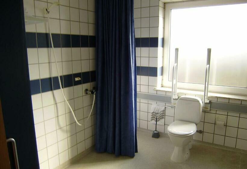 חדר סטנדרט חדר אמבטיה משותף, Thyregod Kursuscenter