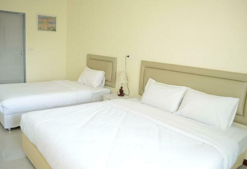 חדר משפחתי, Tulip Place