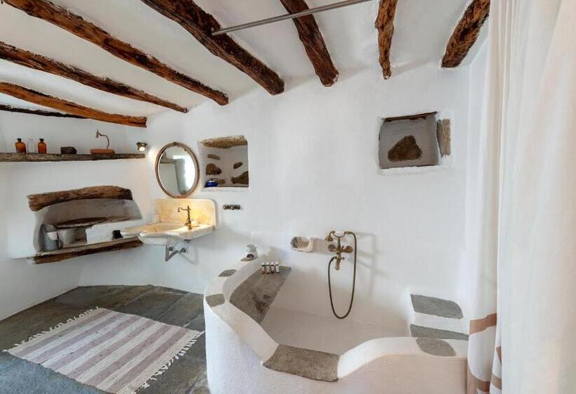 اتاق راحتی با چشم‌انداز دریا, Wind Tales