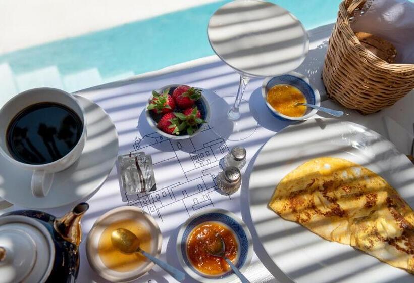 اتاق راحتی با چشم‌انداز دریا, Wind Tales