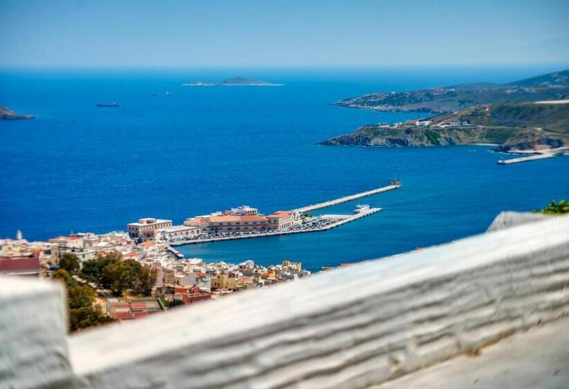 اتاق لوکس با چشم‌انداز, Wind Tales