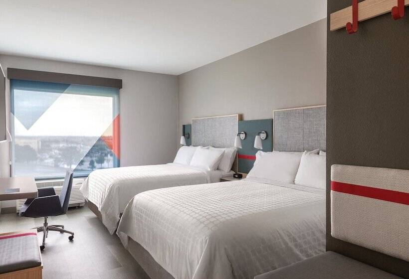 带2个双人床的标准工作室, Avid Hotels   Hays, An Ihg