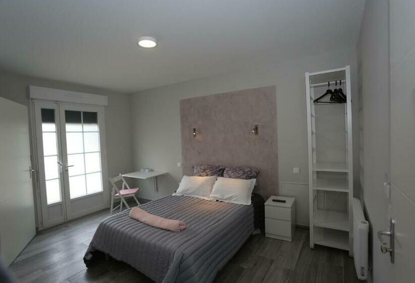 Номер Стандарт Адаптированный для Инвалидов, Le Merle Blanc Louchats