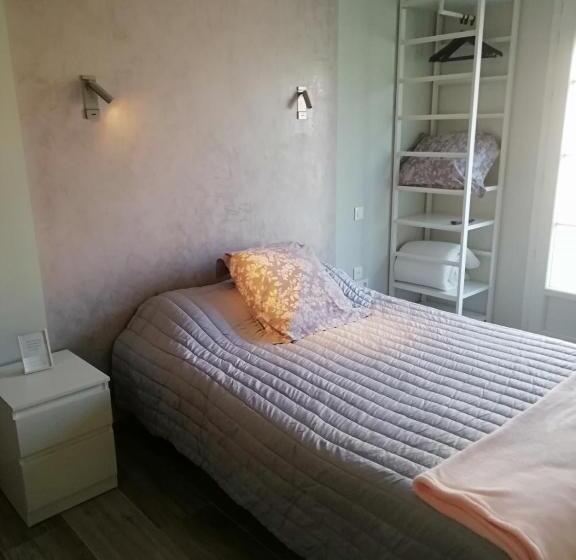 Номер Стандарт, Le Merle Blanc Louchats