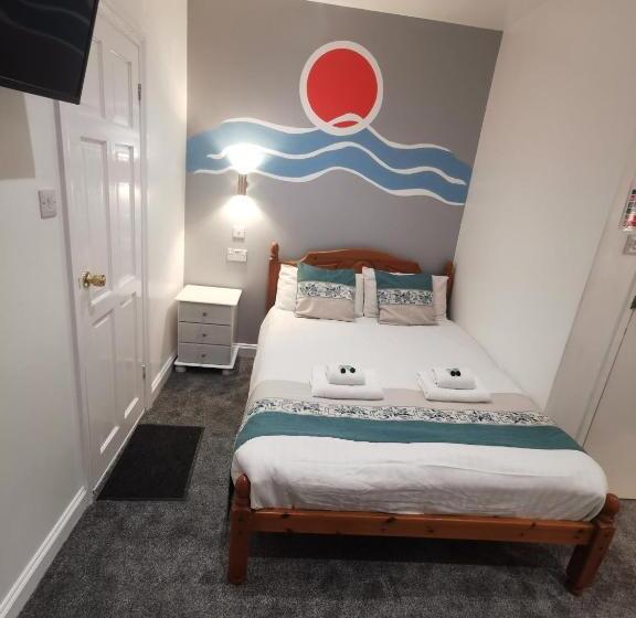 חדר משפחתי, Richmond House