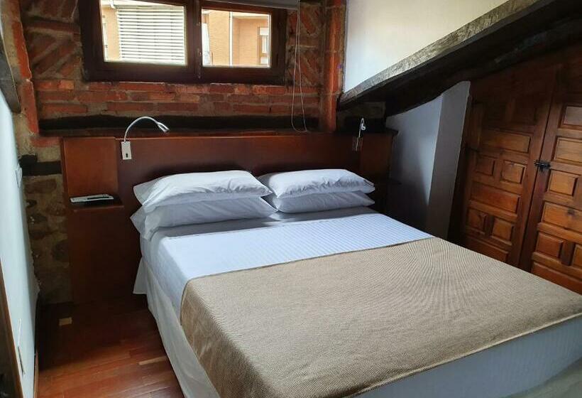 غرفة إقتصادية, Ermita 1883