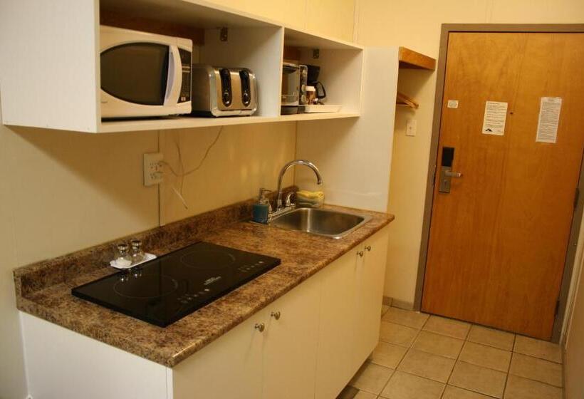 غرفة ديلوكس, Chinook Inn