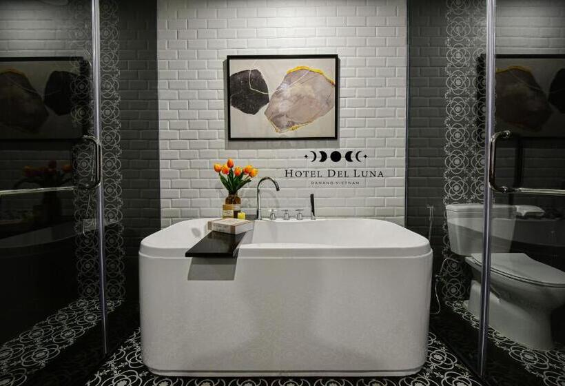 سوئیت با تخت بزرگ, Del Luna Boutique