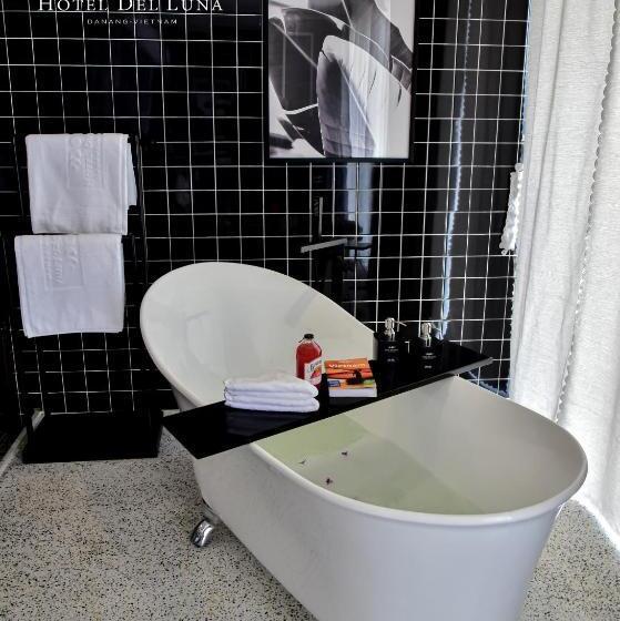 سوئیت با تخت بزرگ, Del Luna Boutique