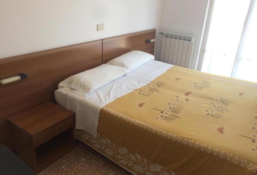 Номер Стандарт, Pensione Gardenia