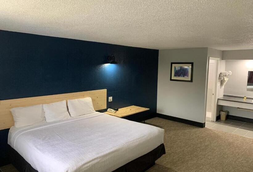 חדר סטנדרט יחיד, Royalinn