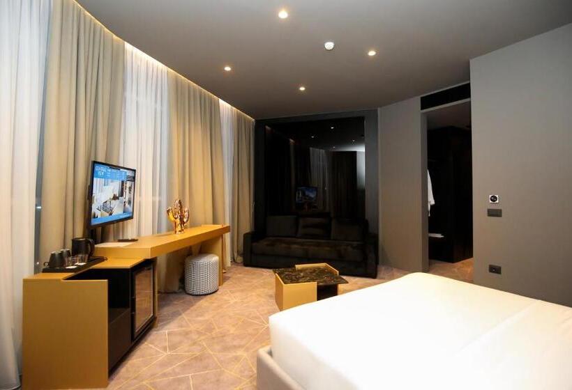 スーペリアールーム, The Central View Boutique