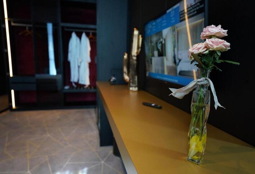 수피리어 룸, The Central View Boutique