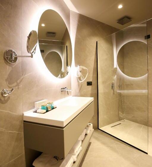 デラックスファミリールーム, The Central View Boutique