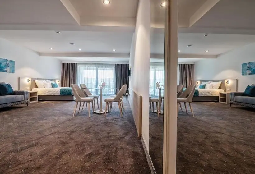 سوییت سوپریور, Marea Hotel & Spa