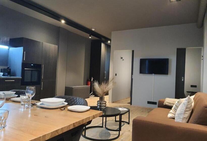 آپارتمان 1 خوابه, North Apartments Suites