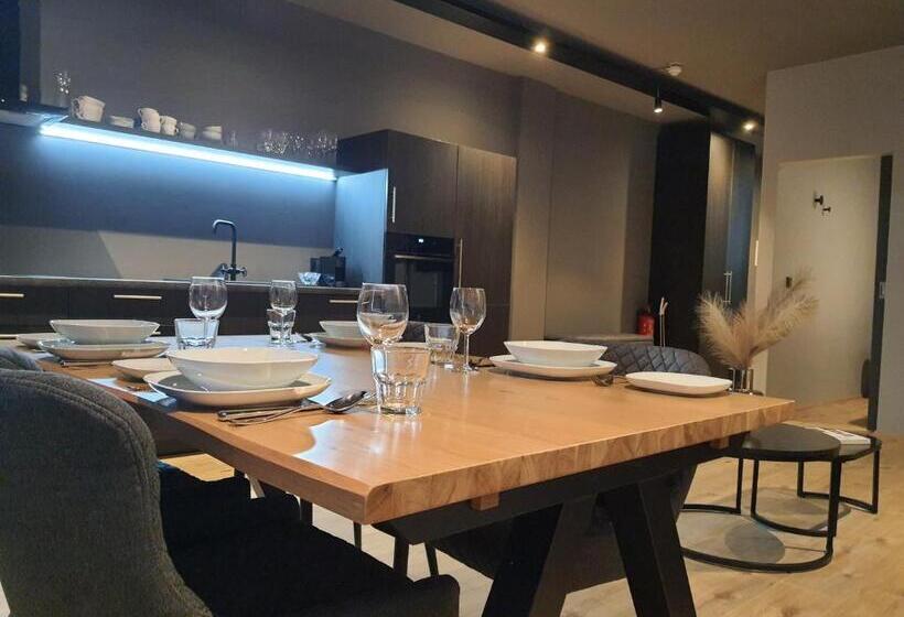 آپارتمان 1 خوابه, North Apartments Suites