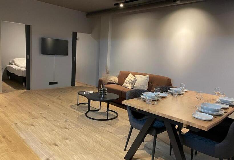 آپارتمان 1 خوابه, North Apartments Suites