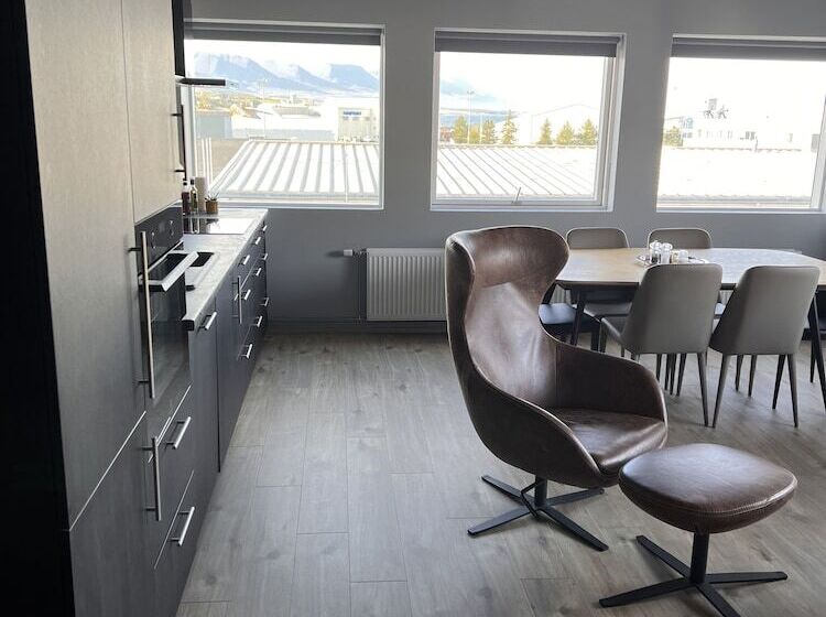 آپارتمان 1 خوابه, North Apartments Suites