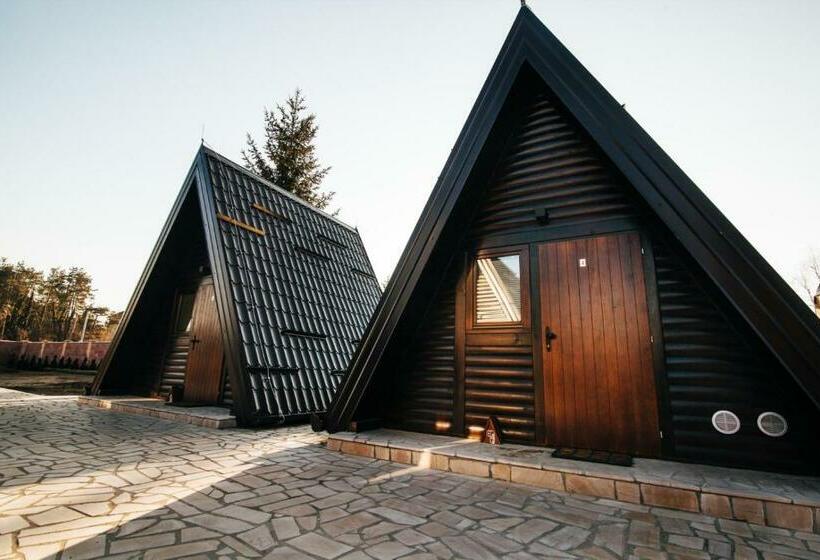 اتاق لوکس, Ribarski Konaci