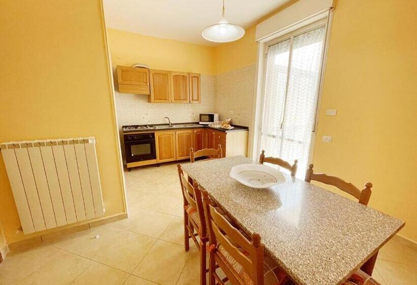 Апартаменты 3 Спальни, Flavia Apartment