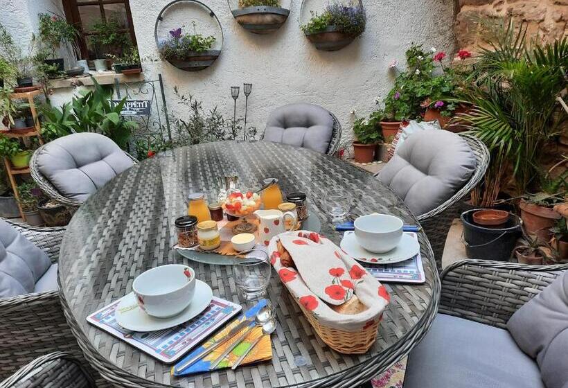 Люкс Deluxe Кровать Кинг, Maison Du Coquelicot