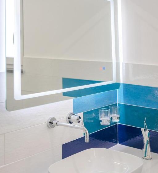 Háromágyas Standard Szoba, Corallo Residence