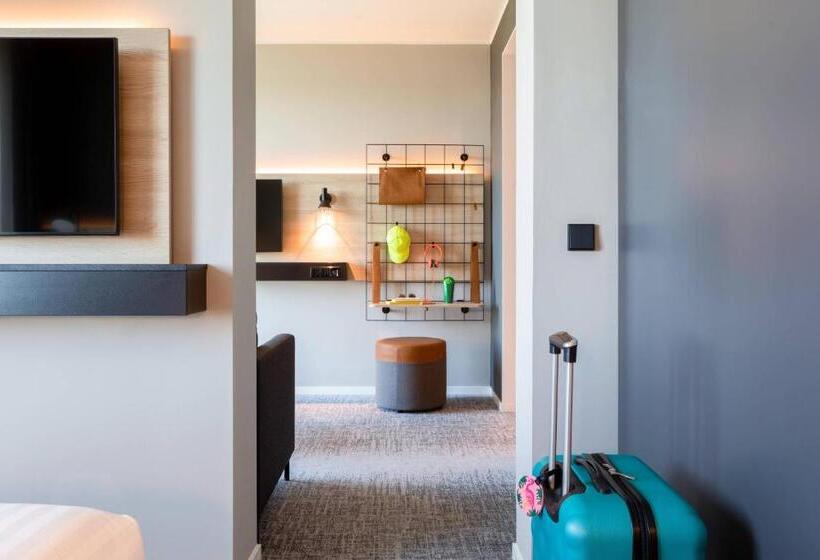 غرفة عائلية, Moxy Utrecht