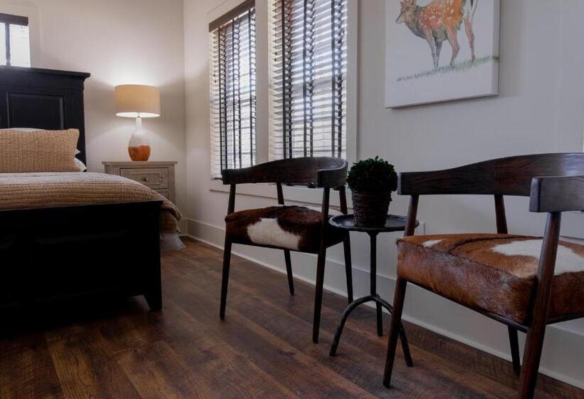 غرفة قياسية فردية لذوى الإحتياجات الخاصة, The Blowing Rock Manor