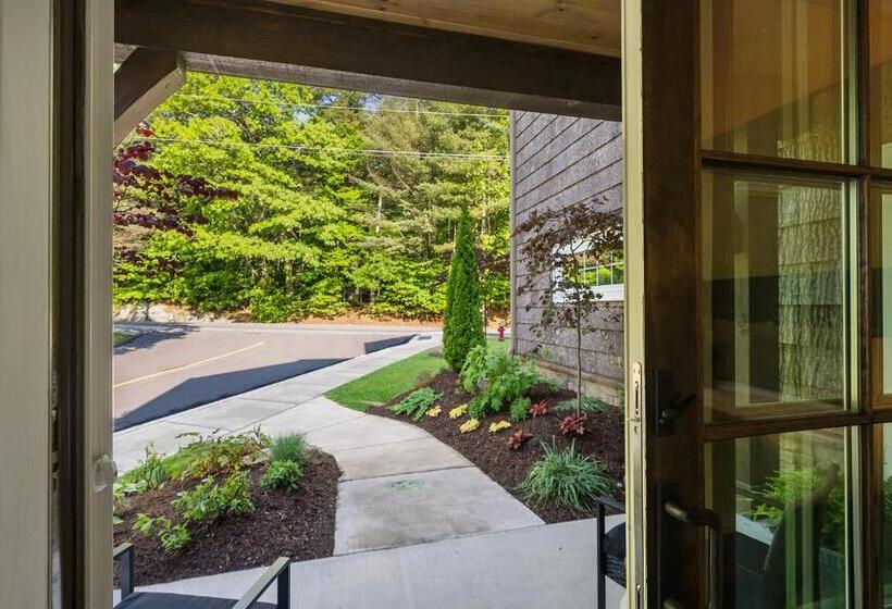 Люкс Deluxe Кровать Кинг, The Blowing Rock Manor