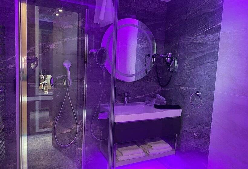 Номер Стандарт Трехместный, Tisia Hotel & Spa
