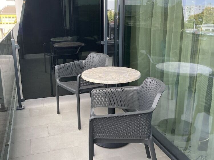 חדר סטנדרט לשלושה, Tisia Hotel & Spa