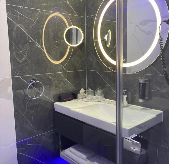 חדר סטנדרט לשלושה, Tisia Hotel & Spa