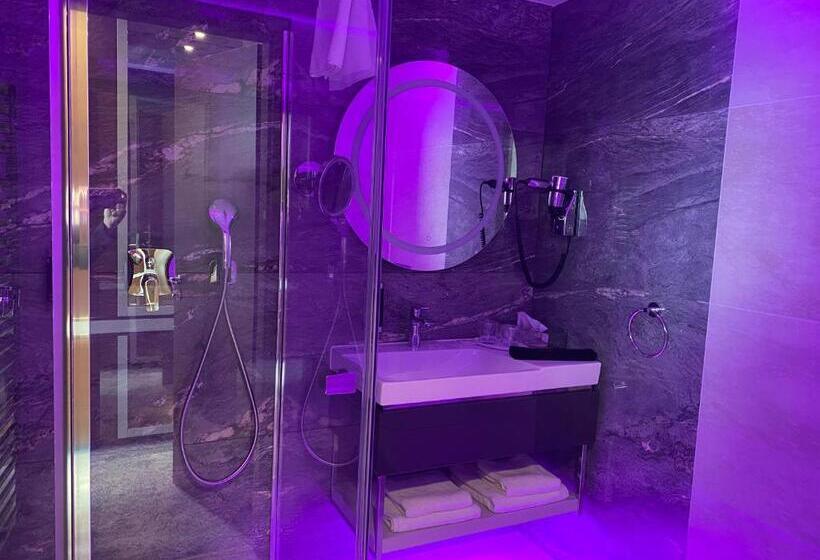 סוויטה משפחתית, Tisia Hotel & Spa