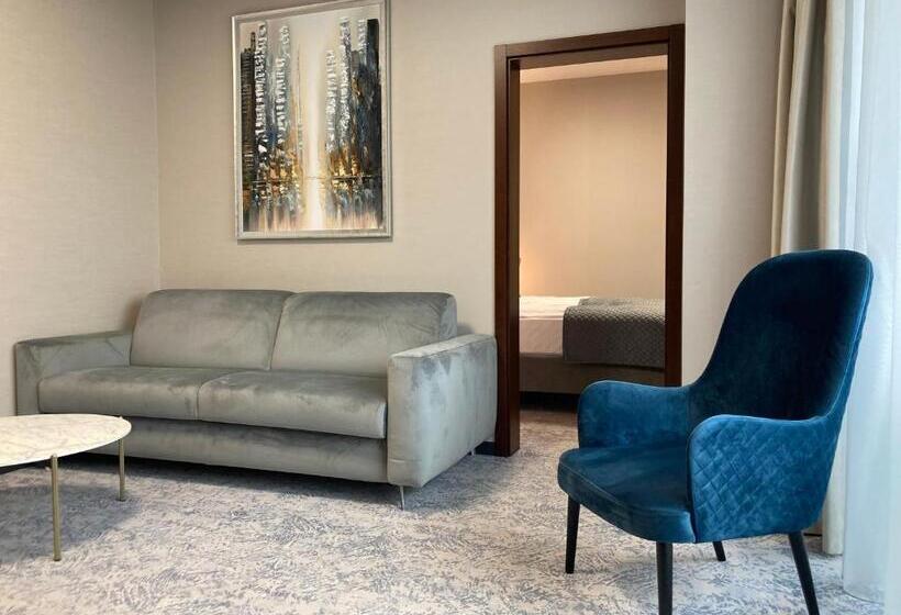 Полулюкс, Tisia Hotel & Spa