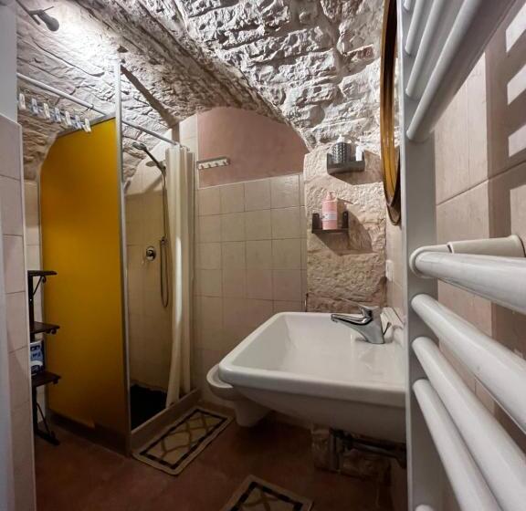 Четырехместный Номер Стандарт, Casa Mbrlech