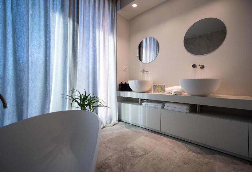 آپارتمان 1 خوابه با چشمانداز دریا, Piccola Maesta' Boutique Rooms